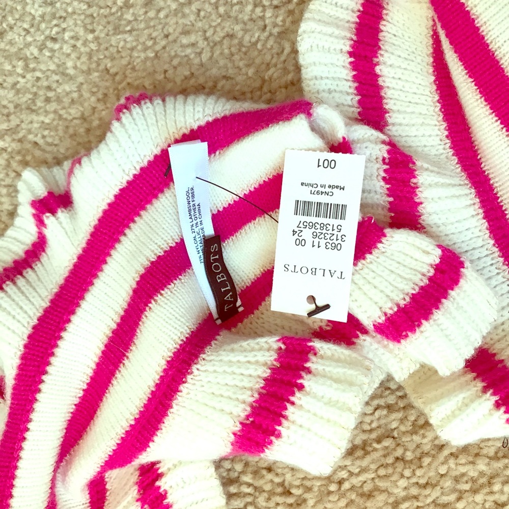 Fashion winter scarf.  NWT.